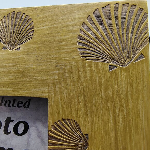 Seashell Photo Frame Hand Painted 3.5x3.5 Polyresin Coastal Beach Decor Ocean - Picture 8 of 15